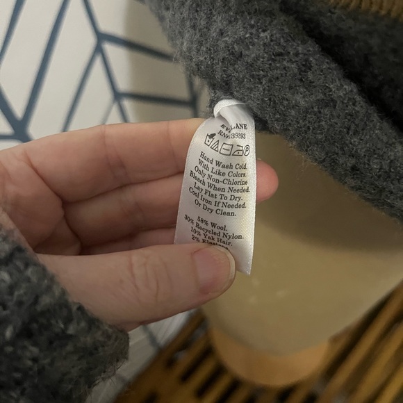 Everlane Charcoal Knit Crop Top - Picture 5 of 6